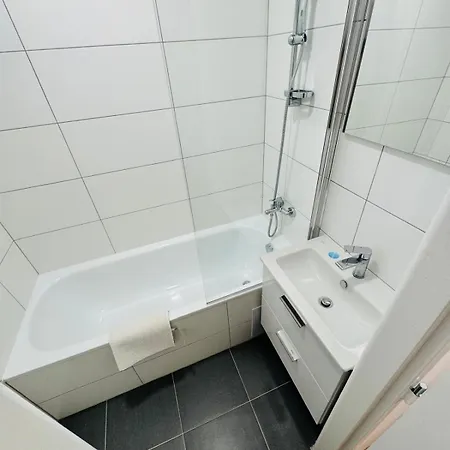 Apartment Pro 4 Osoby Ve Meste Nad Ohri
